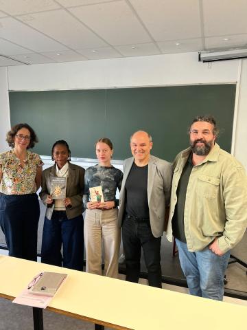 photos de groupe enseignants et étudiantes